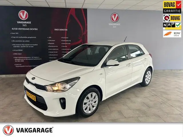 Photo 1 : Kia Rio 2019 Essence