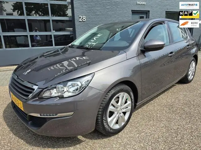 Photo 1 : Peugeot 308 2016 Petrol