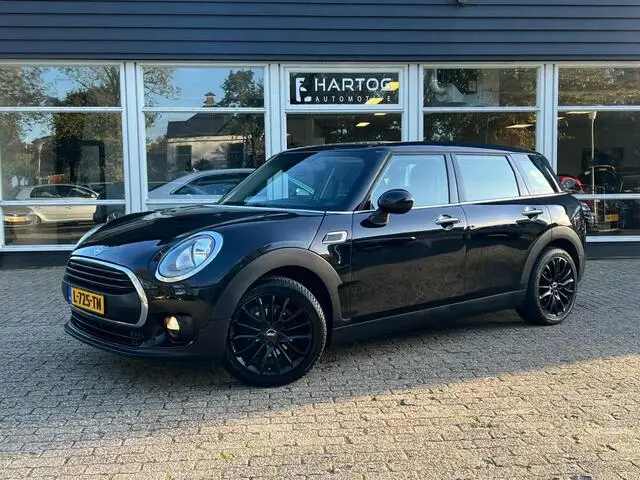 Photo 1 : Mini Clubman 2018 Essence