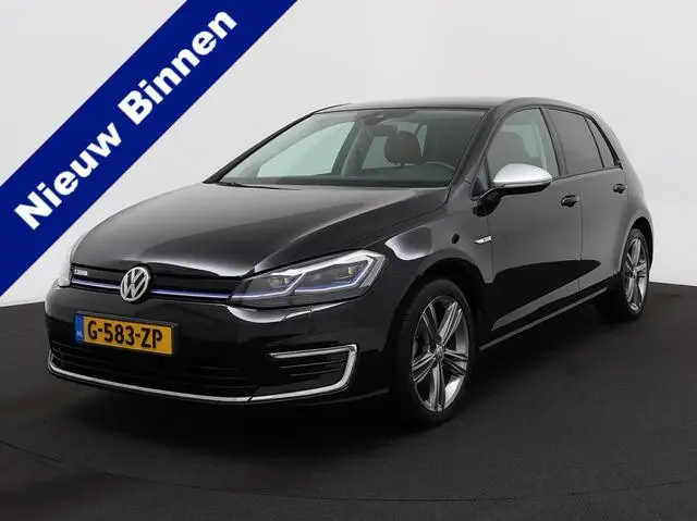 Photo 1 : Volkswagen Golf 2019 Electric