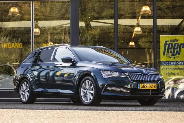 Photo 1 : Skoda Superb 2021 Hybride