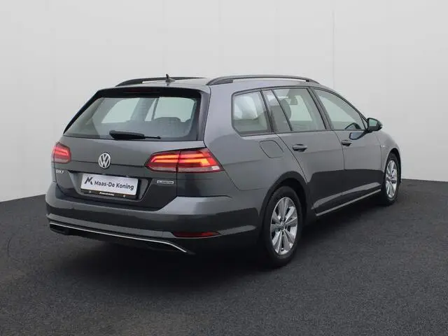 Photo 1 : Volkswagen Golf 2020 Petrol