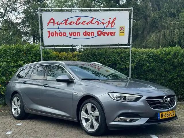 Photo 1 : Opel Insignia 2018 Essence