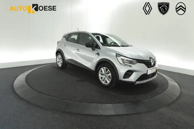 Photo 1 : Renault Captur 2024 Petrol