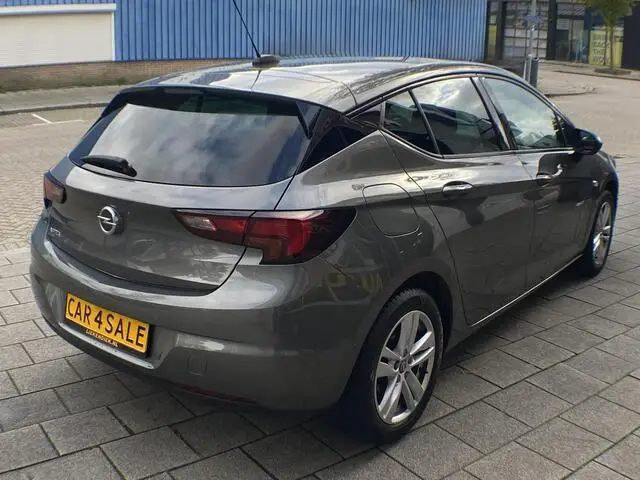 Photo 1 : Opel Astra 2020 Petrol