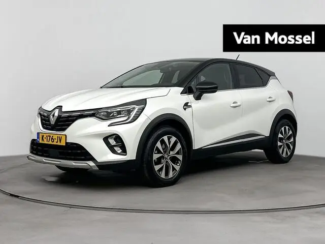 Photo 1 : Renault Captur 2021 Essence