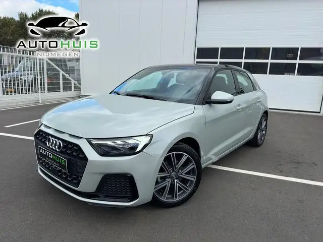 Photo 1 : Audi A1 2023 Petrol