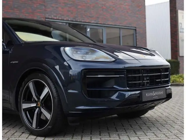 Photo 1 : Porsche Cayenne 2024 Hybride