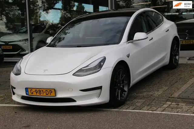 Photo 1 : Tesla Model 3 2019 Electric