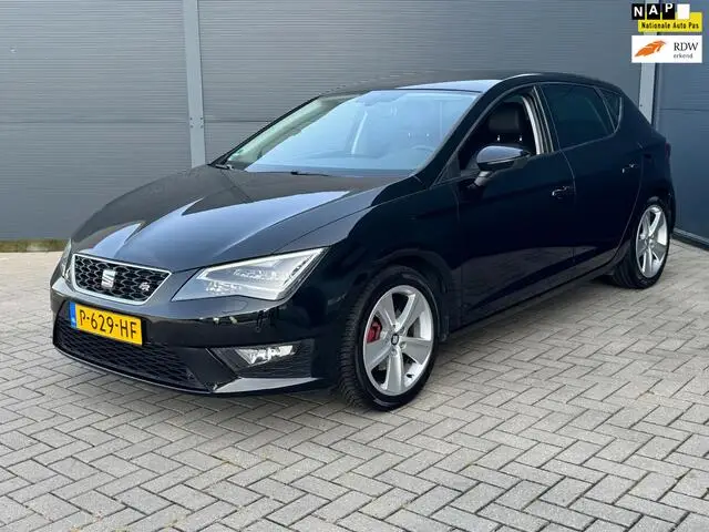 Photo 1 : Seat Leon 2016 Petrol