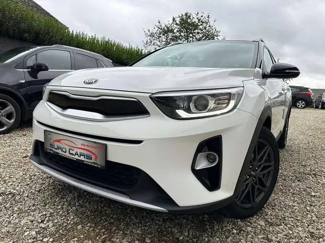 Photo 1 : Kia Stonic 2020 Essence