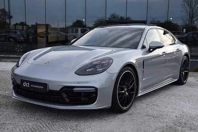 Photo 1 : Porsche Panamera 2018 Essence