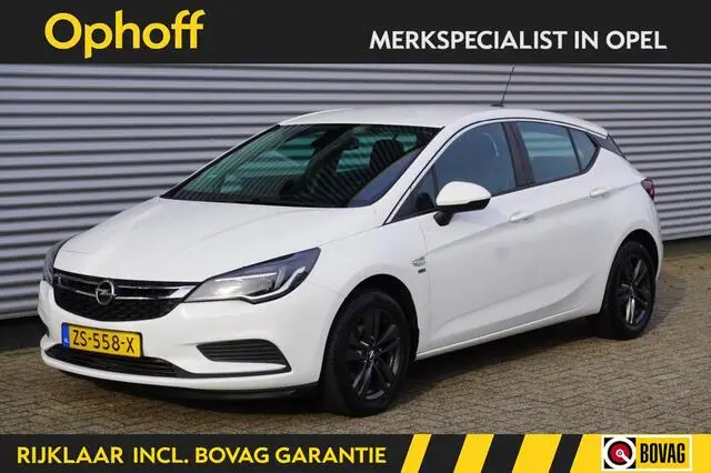 Photo 1 : Opel Astra 2019 Petrol