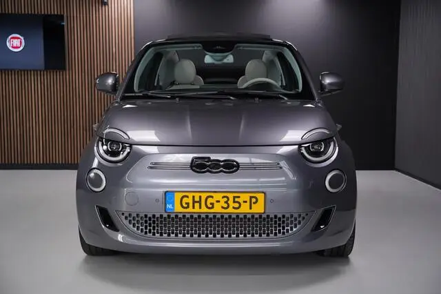 Photo 1 : Fiat 500c 2021 Electric