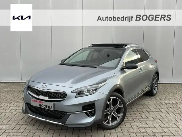 Photo 1 : Kia Xceed 2020 Petrol