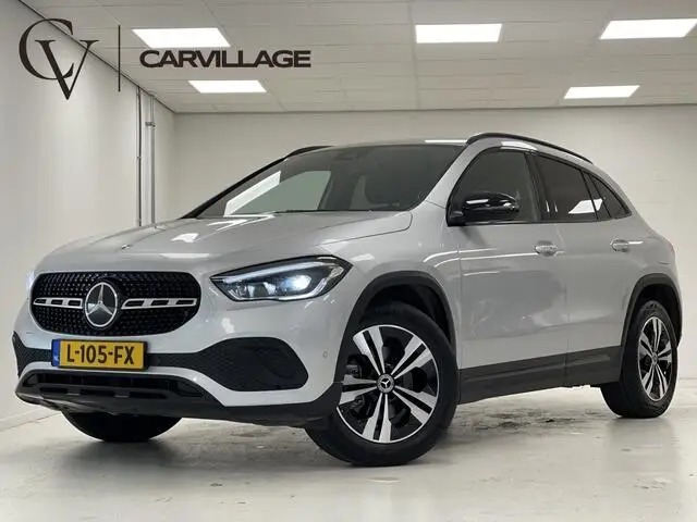 Photo 1 : Mercedes-benz Classe Gla 2021 Petrol