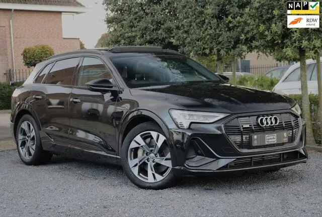 Photo 1 : Audi E-tron 2019 Electric