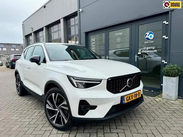 Photo 1 : Volvo Xc40 2022 Hybrid