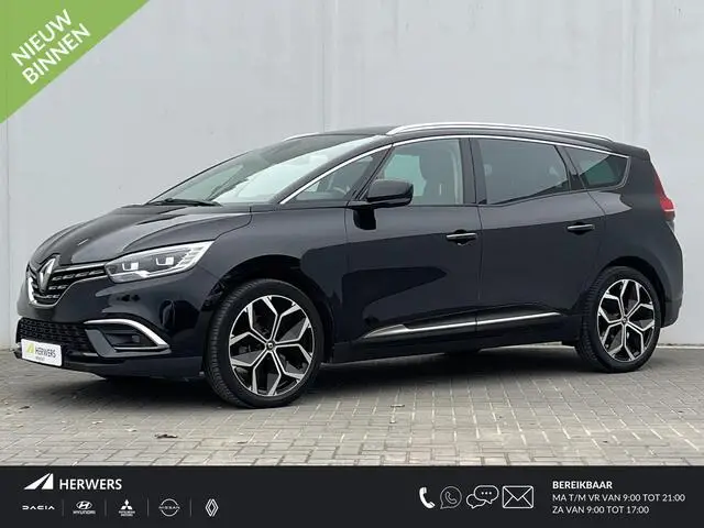 Photo 1 : Renault Grand Scenic 2021 Essence