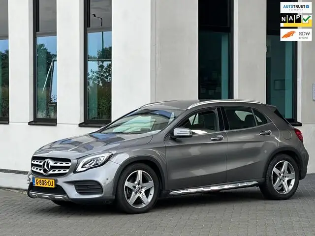 Photo 1 : Mercedes-benz Classe Gla 2019 Essence