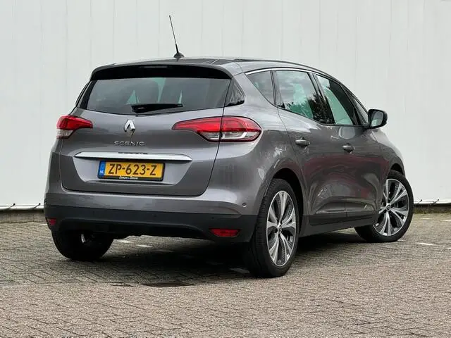 Photo 1 : Renault Scenic 2019 Essence