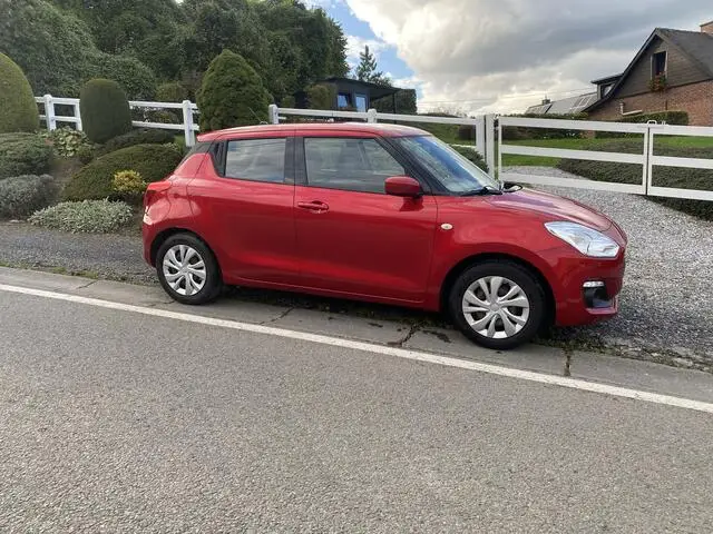 Photo 1 : Suzuki Swift 2017 Essence