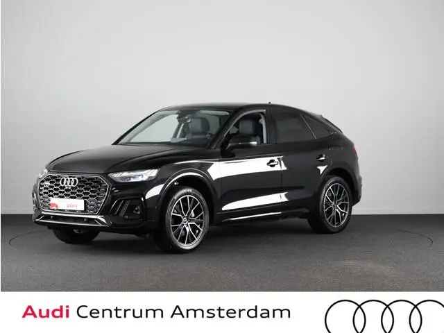 Photo 1 : Audi Q5 2022 Hybrid