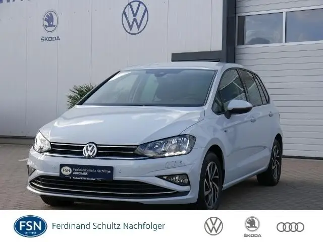 Photo 1 : Volkswagen Golf 2018 Essence