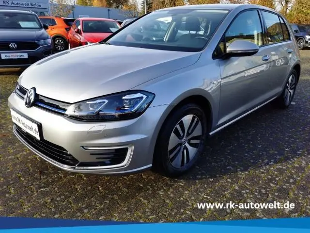 Photo 1 : Volkswagen Golf 2019 Electric