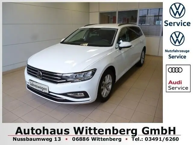 Photo 1 : Volkswagen Passat 2021 Petrol