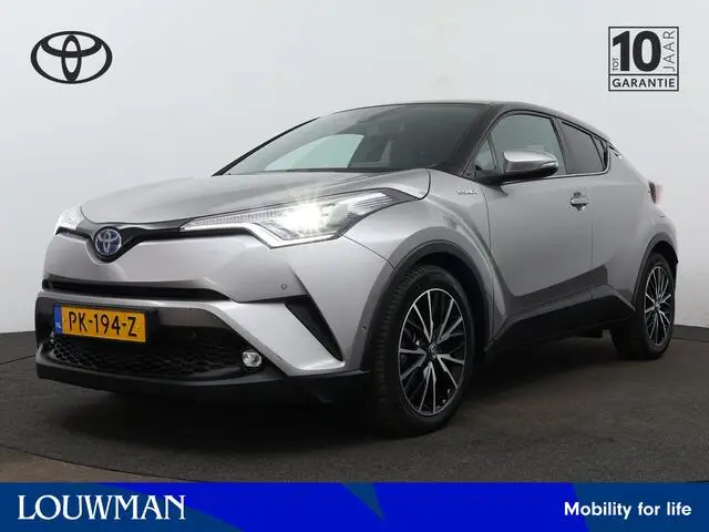 Photo 1 : Toyota C-hr 2017 Hybride