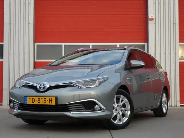 Photo 1 : Toyota Auris 2018 Hybride