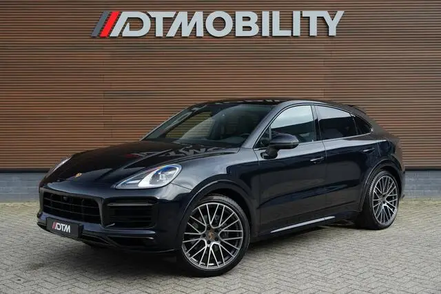 Photo 1 : Porsche Cayenne 2023 Hybrid