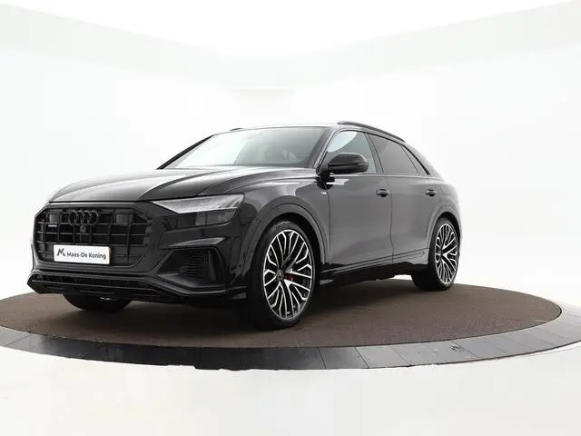 Photo 1 : Audi Q8 2023 Hybrid