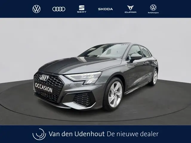 Photo 1 : Audi A3 2023 Petrol