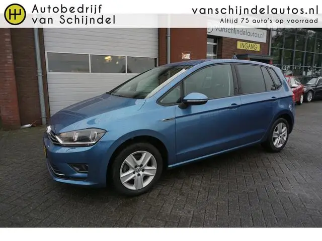 Photo 1 : Volkswagen Golf 2015 Petrol