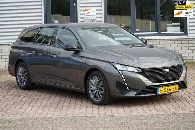 Photo 1 : Peugeot 308 2022 Essence