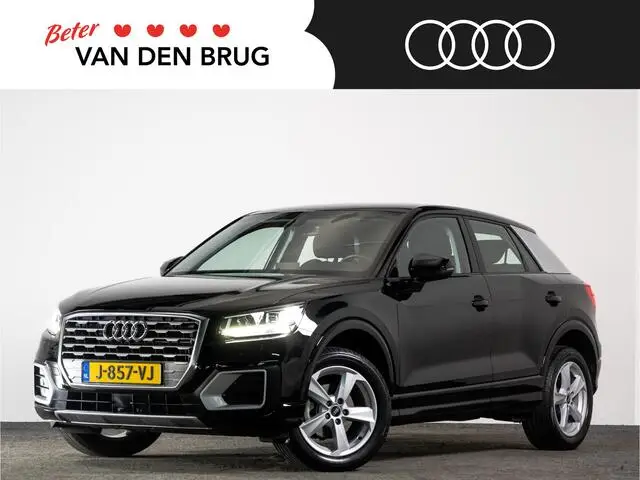 Photo 1 : Audi Q2 2020 Petrol