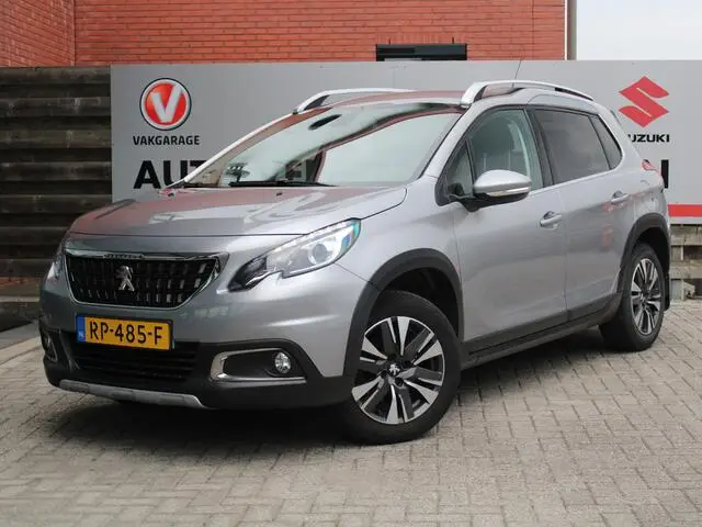 Photo 1 : Peugeot 2008 2017 Essence