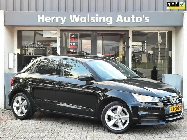 Photo 1 : Audi A1 2015 Petrol