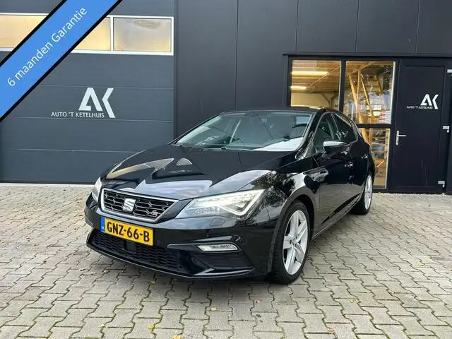 Photo 1 : Seat Leon 2017 Petrol