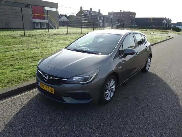 Photo 1 : Opel Astra 2020 Petrol