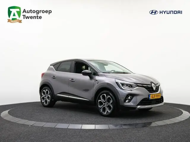 Photo 1 : Renault Captur 2023 Petrol