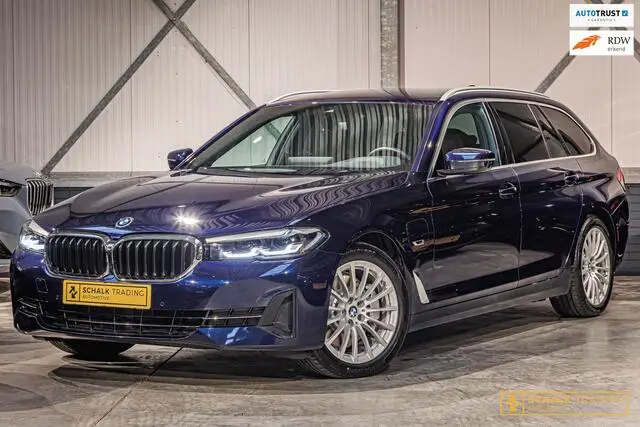 Photo 1 : Bmw Serie 5 2021 Hybrid