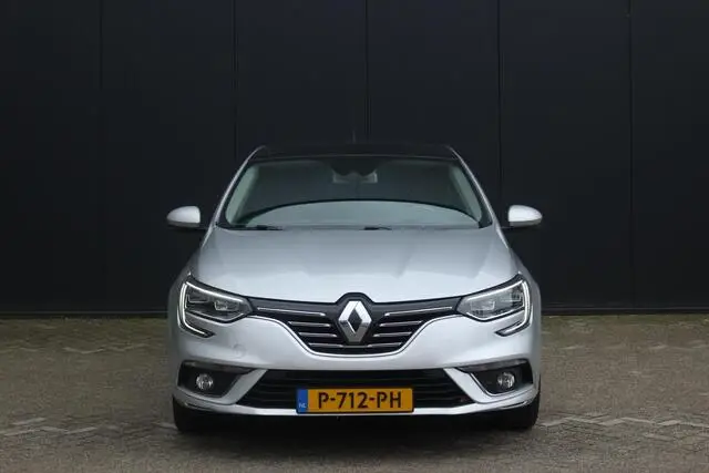 Photo 1 : Renault Megane 2019 Essence