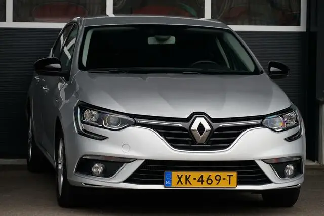 Photo 1 : Renault Megane 2019 Petrol