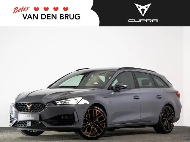 Photo 1 : Cupra Leon 2021 Hybride