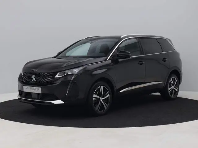 Photo 1 : Peugeot 5008 2022 Essence