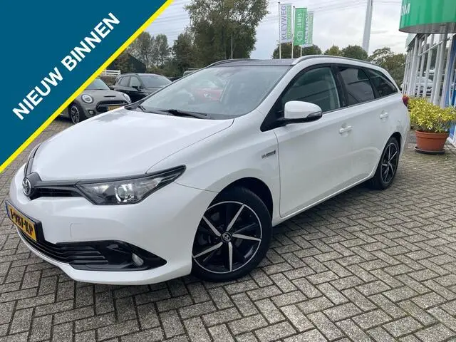 Photo 1 : Toyota Auris 2018 Hybride