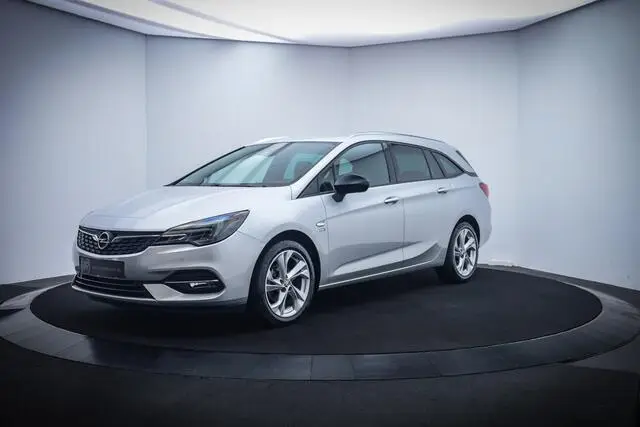 Photo 1 : Opel Astra 2020 Petrol